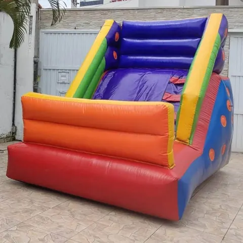 Locação de Mini Tobogã Colorido em Praia Grande